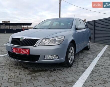 Синій Шкода Октавія, об'ємом двигуна 1.8 л та пробігом 228 тис. км за 7500 $, фото 1 на Automoto.ua