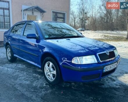 Синий Шкода Октавия, объемом двигателя 1.6 л и пробегом 232 тыс. км за 5950 $, фото 1 на Automoto.ua