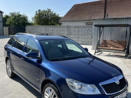 Синий Шкода Октавия, объемом двигателя 1.8 л и пробегом 279 тыс. км за 8000 $, фото 1 на Automoto.ua
