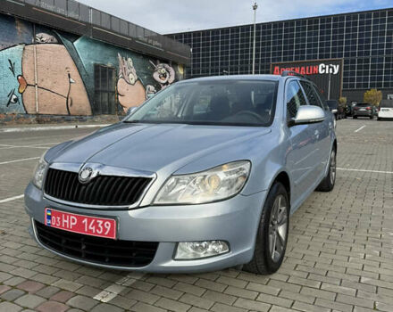 Шкода Октавия 2009 в Луцке на Automoto.ua Синий Шкода Октавия, объемом двигателя 0 л и пробегом 274 тыс. км за 6850 $, фото 1 на Automoto.ua