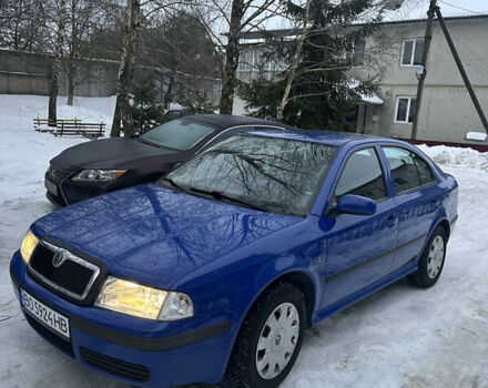 Синий Шкода Октавия, объемом двигателя 1.6 л и пробегом 211 тыс. км за 5700 $, фото 1 на Automoto.ua