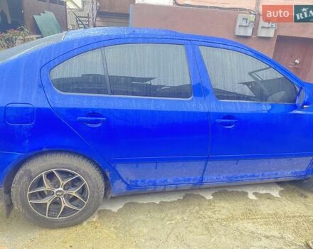 Синий Шкода Октавия, объемом двигателя 1.6 л и пробегом 210 тыс. км за 6200 $, фото 1 на Automoto.ua