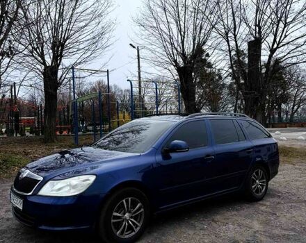 Синий Шкода Октавия, объемом двигателя 1.6 л и пробегом 250 тыс. км за 7200 $, фото 1 на Automoto.ua