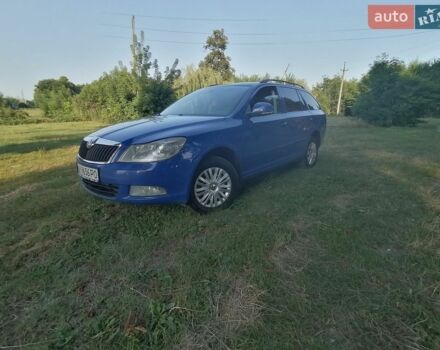 Синий Шкода Октавия, объемом двигателя 1.99 л и пробегом 300 тыс. км за 6500 $, фото 1 на Automoto.ua