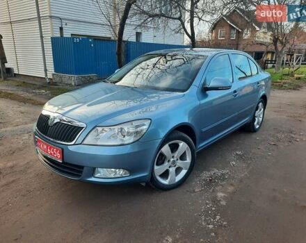 Синий Шкода Октавия, объемом двигателя 1.6 л и пробегом 176 тыс. км за 8350 $, фото 1 на Automoto.ua