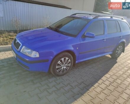 Синий Шкода Октавия, объемом двигателя 1.6 л и пробегом 195 тыс. км за 4700 $, фото 1 на Automoto.ua
