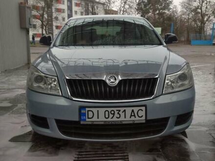 Синий Шкода Октавия, объемом двигателя 1.2 л и пробегом 242 тыс. км за 5600 $, фото 1 на Automoto.ua