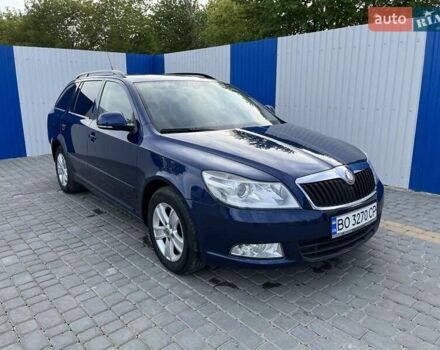 Синий Шкода Октавия, объемом двигателя 1.6 л и пробегом 265 тыс. км за 7600 $, фото 1 на Automoto.ua