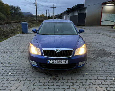Шкода Октавія 2010 у Ужгороді на Automoto.ua Синій Шкода Октавія, об'ємом двигуна 1.6 л та пробігом 334 тис. км за 7500 $, фото 1 на Automoto.ua