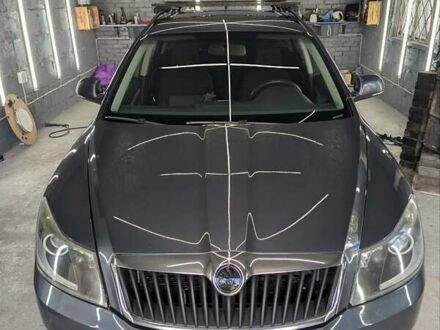 Шкода Октавия 2010 в Киеве на Automoto.ua Синий Шкода Октавия, объемом двигателя 1.2 л и пробегом 290 тыс. км за 6990 $, фото 1 на Automoto.ua