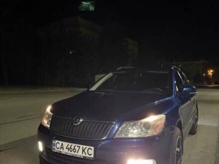 Синий Шкода Октавия, объемом двигателя 1.9 л и пробегом 300 тыс. км за 7800 $, фото 1 на Automoto.ua