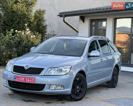 Синій Шкода Октавія, об'ємом двигуна 1.8 л та пробігом 158 тис. км за 5950 $, фото 1 на Automoto.ua