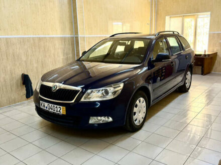 Шкода Октавія 2011 у Хмельницькому на Automoto.ua Синій Шкода Октавія, об'ємом двигуна 1.6 л та пробігом 120 тис. км за 8750 $, фото 1 на Automoto.ua