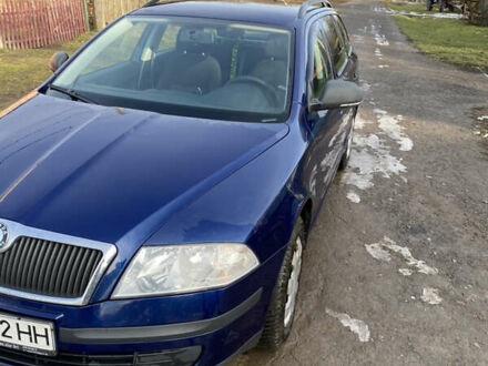 Шкода Октавия 2011 в Луцке на Automoto.ua Синий Шкода Октавия, объемом двигателя 1.6 л и пробегом 240 тыс. км за 7800 $, фото 1 на Automoto.ua