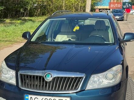 Синий Шкода Октавия, объемом двигателя 1.8 л и пробегом 296 тыс. км за 8500 $, фото 1 на Automoto.ua