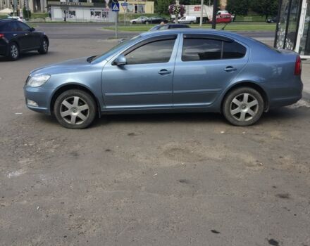 Синий Шкода Октавия, объемом двигателя 1 л и пробегом 180 тыс. км за 8100 $, фото 1 на Automoto.ua