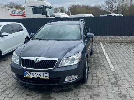 Синий Шкода Октавия, объемом двигателя 1.6 л и пробегом 218 тыс. км за 8300 $, фото 1 на Automoto.ua