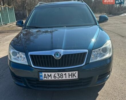 Синий Шкода Октавия, объемом двигателя 1.6 л и пробегом 220 тыс. км за 8700 $, фото 1 на Automoto.ua