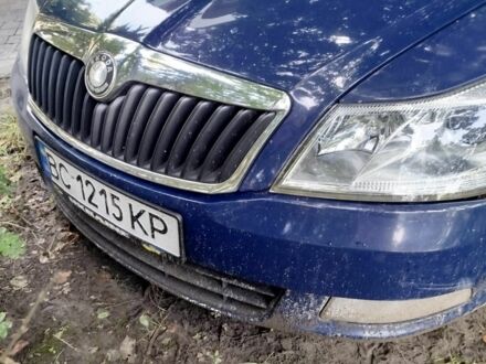 Синий Шкода Октавия, объемом двигателя 2 л и пробегом 320 тыс. км за 6400 $, фото 1 на Automoto.ua