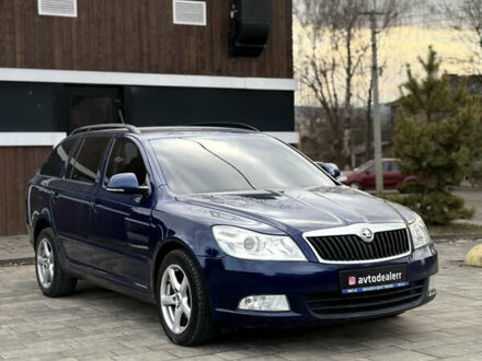 Шкода Октавия 2011 в Тячеве на Automoto.ua Синий Шкода Октавия, объемом двигателя 1.6 л и пробегом 273 тыс. км за 7500 $, фото 1 на Automoto.ua