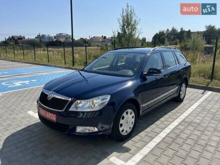 Синий Шкода Октавия, объемом двигателя 1.6 л и пробегом 227 тыс. км за 8700 $, фото 1 на Automoto.ua