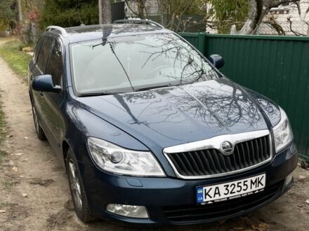 Синій Шкода Октавія, об'ємом двигуна 1.2 л та пробігом 313 тис. км за 8300 $, фото 1 на Automoto.ua