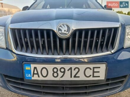 Синий Шкода Октавия, объемом двигателя 1.6 л и пробегом 256 тыс. км за 7500 $, фото 1 на Automoto.ua