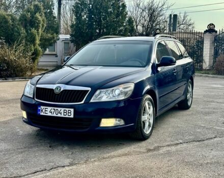 Синий Шкода Октавия, объемом двигателя 2 л и пробегом 240 тыс. км за 7100 $, фото 1 на Automoto.ua