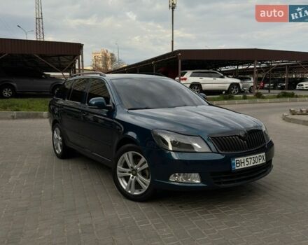 Синій Шкода Октавія, об'ємом двигуна 1.97 л та пробігом 320 тис. км за 8800 $, фото 1 на Automoto.ua