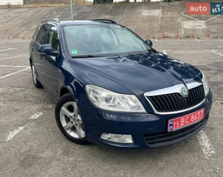 Синий Шкода Октавия, объемом двигателя 1.6 л и пробегом 213 тыс. км за 9200 $, фото 1 на Automoto.ua
