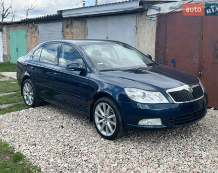 Синий Шкода Октавия, объемом двигателя 1.4 л и пробегом 260 тыс. км за 8900 $, фото 1 на Automoto.ua