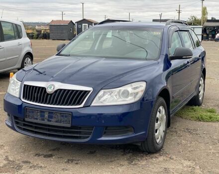 Синий Шкода Октавия, объемом двигателя 1.6 л и пробегом 194 тыс. км за 8400 $, фото 1 на Automoto.ua