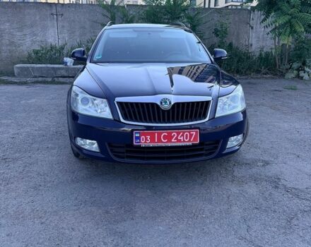 Синий Шкода Октавия, объемом двигателя 1.6 л и пробегом 212 тыс. км за 8700 $, фото 1 на Automoto.ua