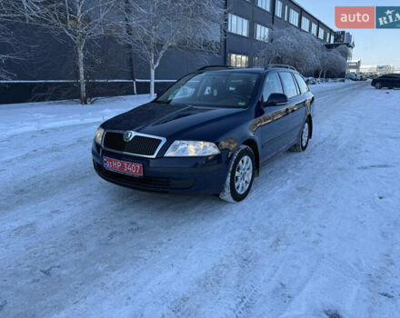 Синій Шкода Октавія, об'ємом двигуна 1.6 л та пробігом 198 тис. км за 8350 $, фото 1 на Automoto.ua