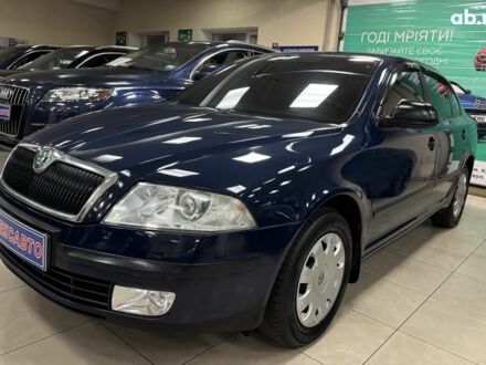 Синий Шкода Октавия, объемом двигателя 0 л и пробегом 198 тыс. км за 7200 $, фото 1 на Automoto.ua