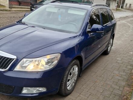Синий Шкода Октавия, объемом двигателя 0 л и пробегом 250 тыс. км за 7800 $, фото 1 на Automoto.ua