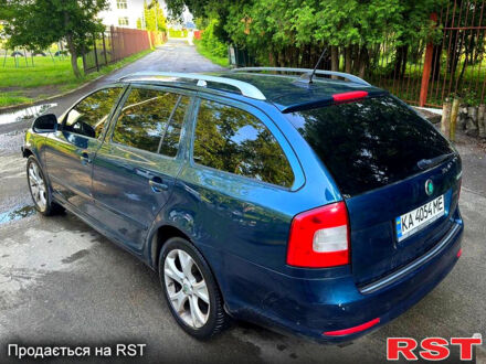 Синий Шкода Октавия, объемом двигателя 1.2 л и пробегом 247 тыс. км за 3950 $, фото 1 на Automoto.ua