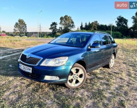 Синий Шкода Октавия, объемом двигателя 1.97 л и пробегом 335 тыс. км за 10999 $, фото 1 на Automoto.ua