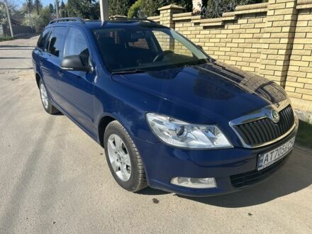 Шкода Октавия 2012 в Черновцах на Automoto.ua Синий Шкода Октавия, объемом двигателя 1.6 л и пробегом 275 тыс. км за 7600 $, фото 1 на Automoto.ua