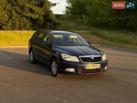 Синій Шкода Октавія, об'ємом двигуна 1.6 л та пробігом 229 тис. км за 7650 $, фото 1 на Automoto.ua
