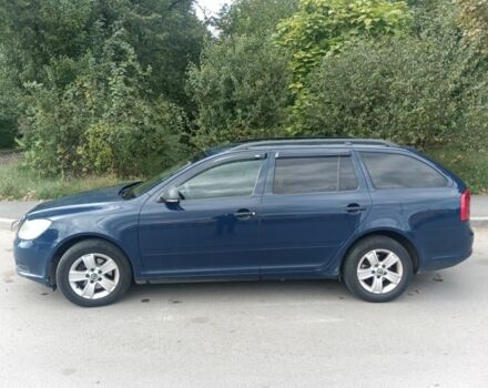 Синій Шкода Октавія, об'ємом двигуна 2 л та пробігом 316 тис. км за 6800 $, фото 1 на Automoto.ua