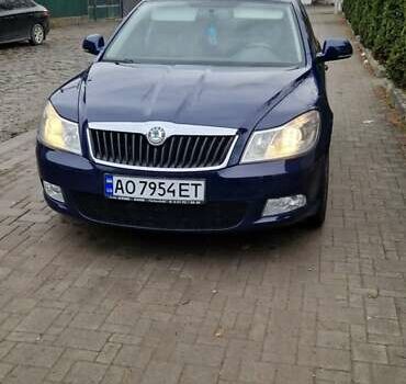 Синий Шкода Октавия, объемом двигателя 1.6 л и пробегом 252 тыс. км за 7800 $, фото 1 на Automoto.ua