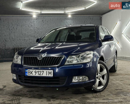 Синий Шкода Октавия, объемом двигателя 1.6 л и пробегом 187 тыс. км за 8499 $, фото 1 на Automoto.ua