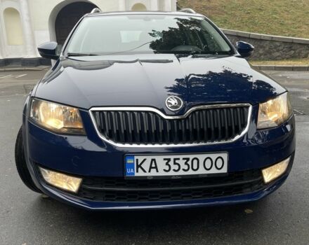 Синий Шкода Октавия, объемом двигателя 1.6 л и пробегом 219 тыс. км за 10300 $, фото 1 на Automoto.ua