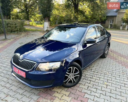 Синий Шкода Октавия, объемом двигателя 1.6 л и пробегом 262 тыс. км за 8500 $, фото 1 на Automoto.ua