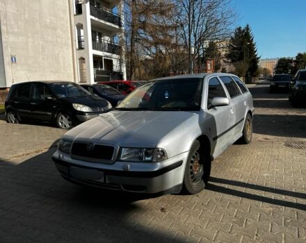 Синий Шкода Октавия, объемом двигателя 1.2 л и пробегом 360 тыс. км за 2259 $, фото 1 на Automoto.ua