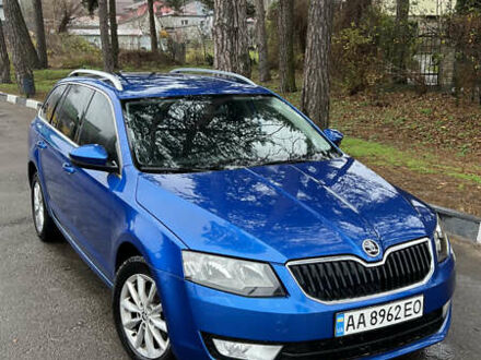 Синий Шкода Октавия, объемом двигателя 1.6 л и пробегом 316 тыс. км за 9500 $, фото 1 на Automoto.ua