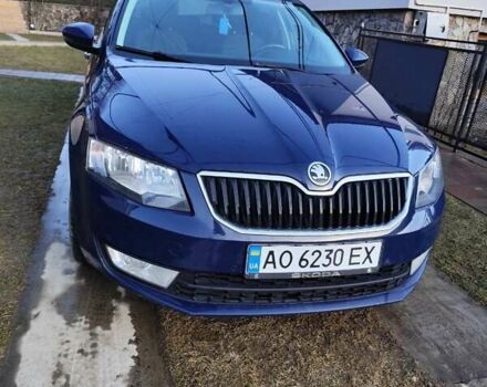 Синий Шкода Октавия, объемом двигателя 1.6 л и пробегом 220 тыс. км за 10400 $, фото 1 на Automoto.ua
