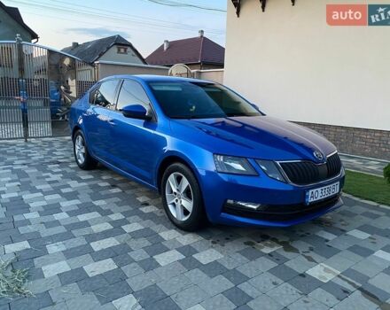 Синий Шкода Октавия, объемом двигателя 1.6 л и пробегом 237 тыс. км за 11700 $, фото 1 на Automoto.ua