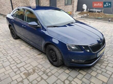 Шкода Октавия 2017 в Киеве на Automoto.ua Синий Шкода Октавия, объемом двигателя 1.4 л и пробегом 136 тыс. км за 12800 $, фото 1 на Automoto.ua